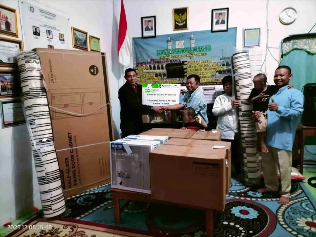 Kunjungan Pegadaian Syariah Gresik Berikan Bantuan Sarana Prasarana untuk TPQ Panti Asuhan Al-Fajar